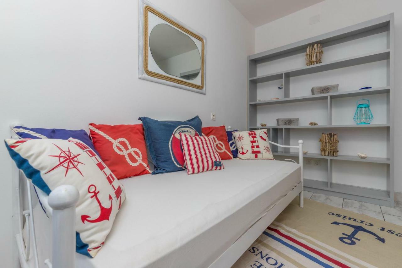 Apartments Adriatic 2 Crikvenica Exterior photo